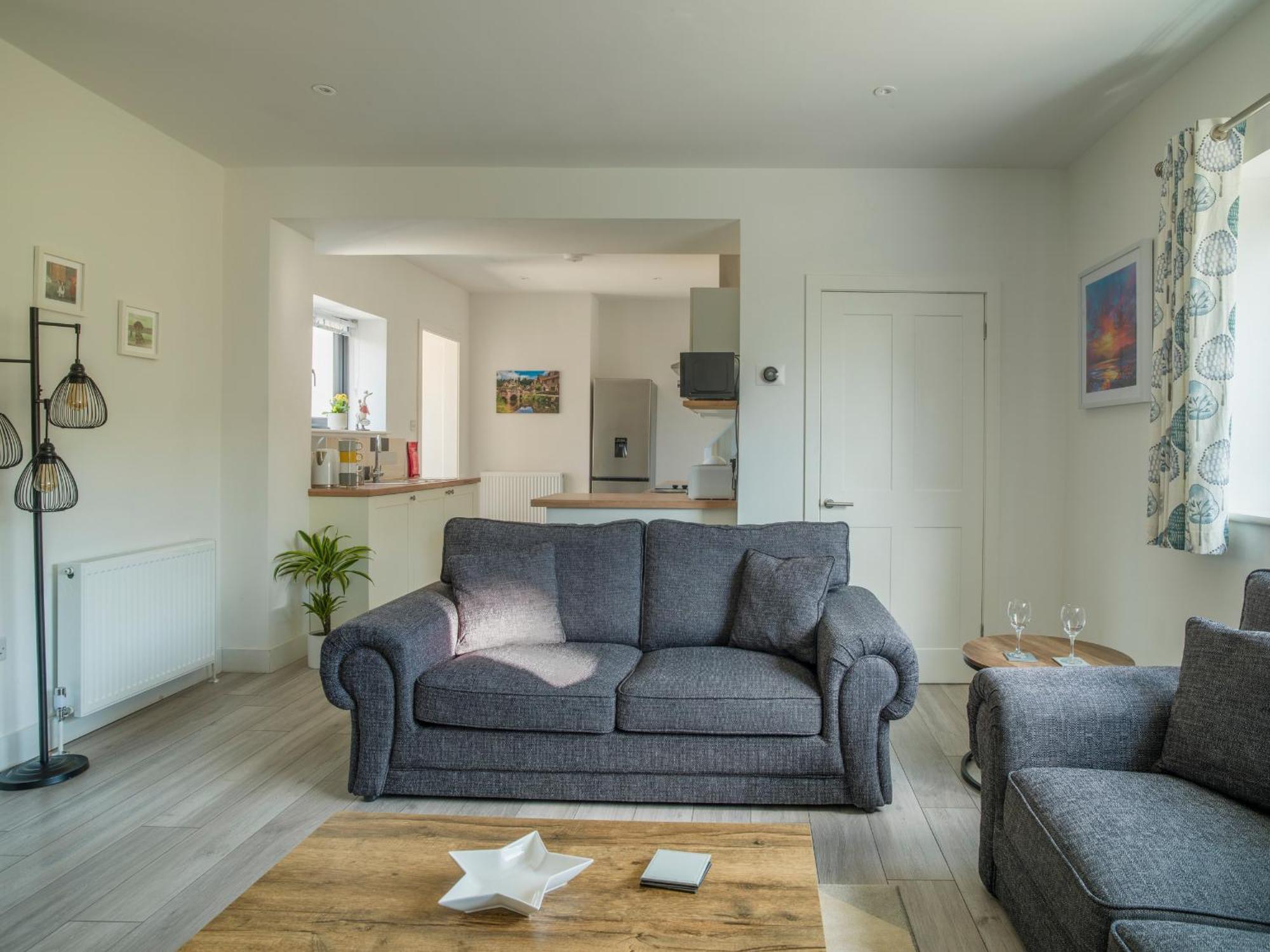 Stunning Modern Apartment In The Cotswolds Chalford Buitenkant foto