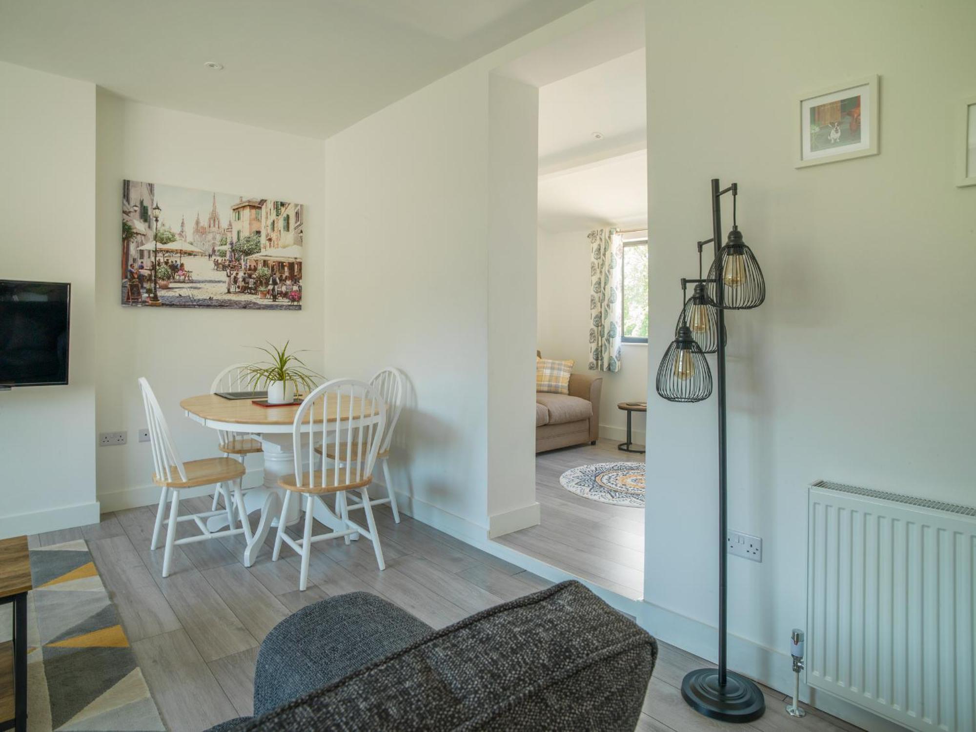 Stunning Modern Apartment In The Cotswolds Chalford Buitenkant foto